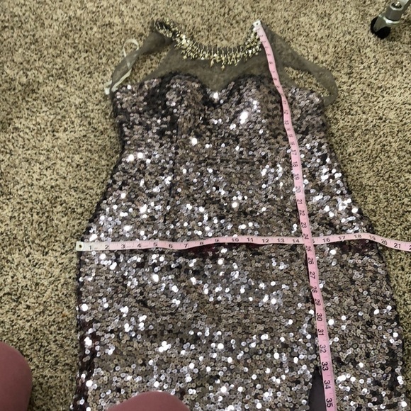 NWT Kasey J Dusty Purple Sequin High Mesh Illusion Rhinestone Neck Gown Size 12 - Picture 7 of 11